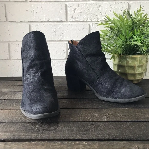 Qupid Tobin-13 Black Distressed Ankle Boots Faux Leather Booties - Picture 2 of 11